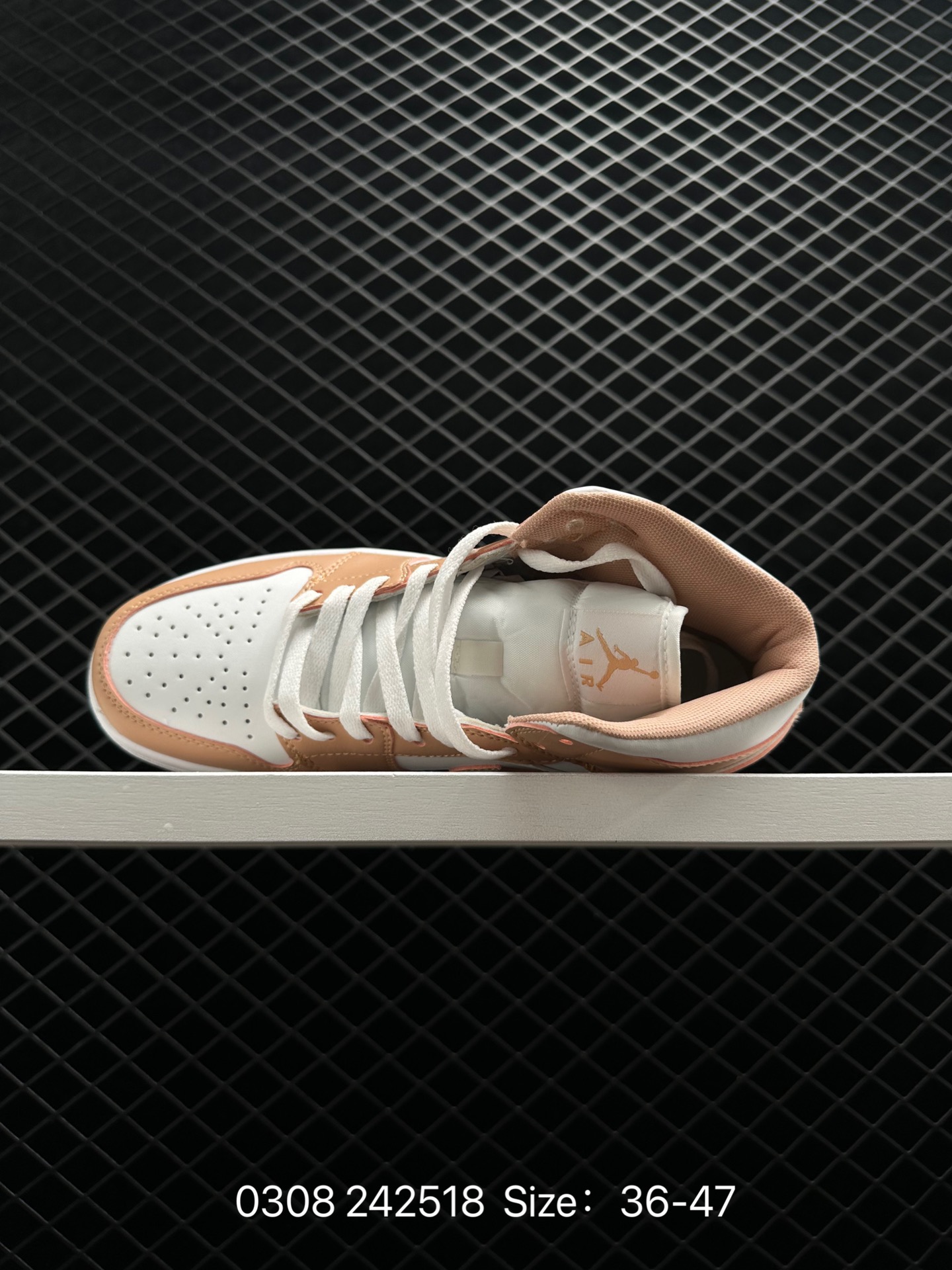 Air Jordan 1 High OG “University Blue”